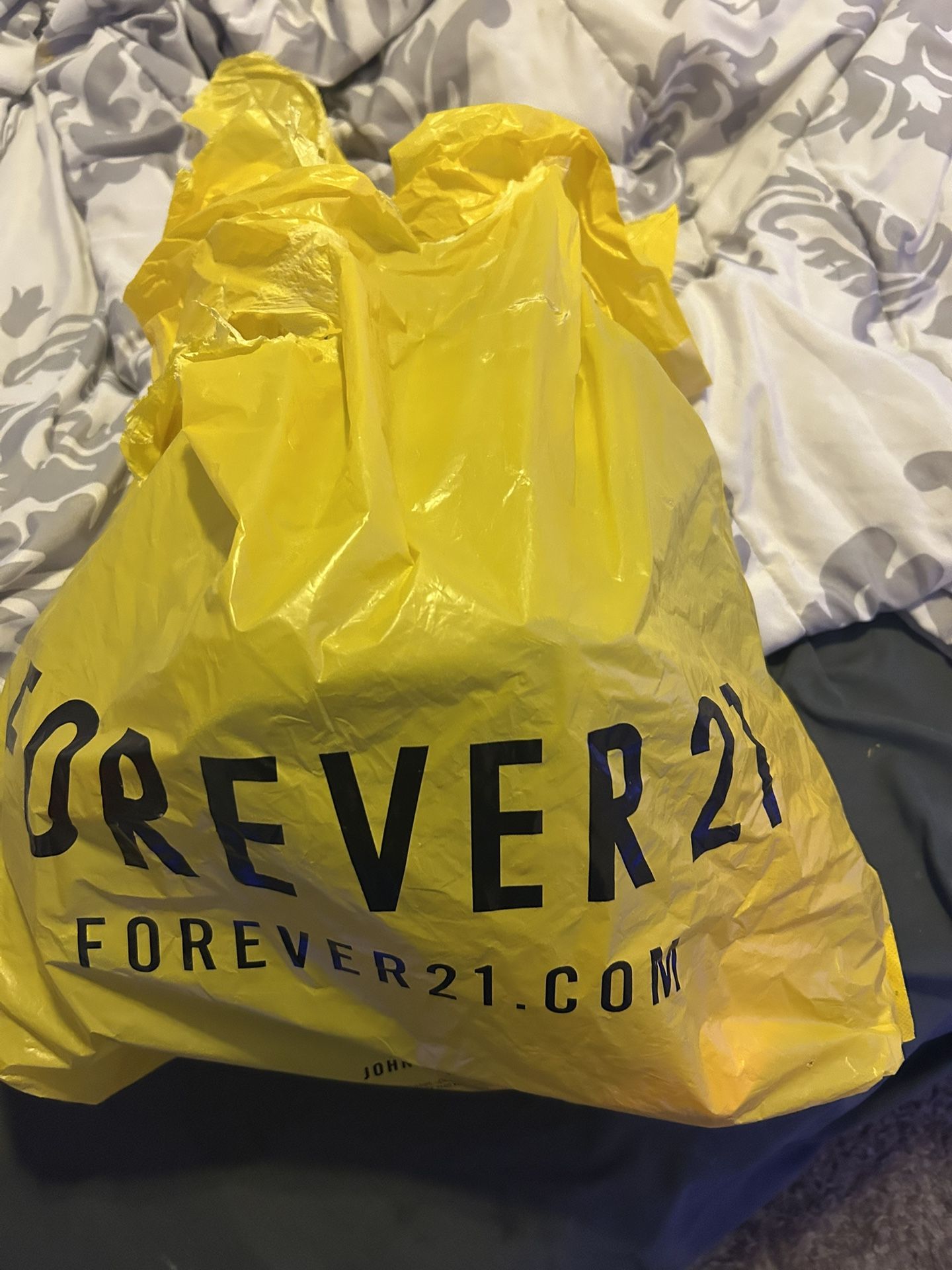 Bag Of Dress Shirts All XL Besides The 1 Pair Of Jeans 110 For All Of Them Cash Only Or Cash App
