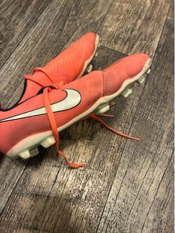 phantom soccer cleats