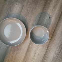 Stoneware Bowl and  Plate Set of 3
