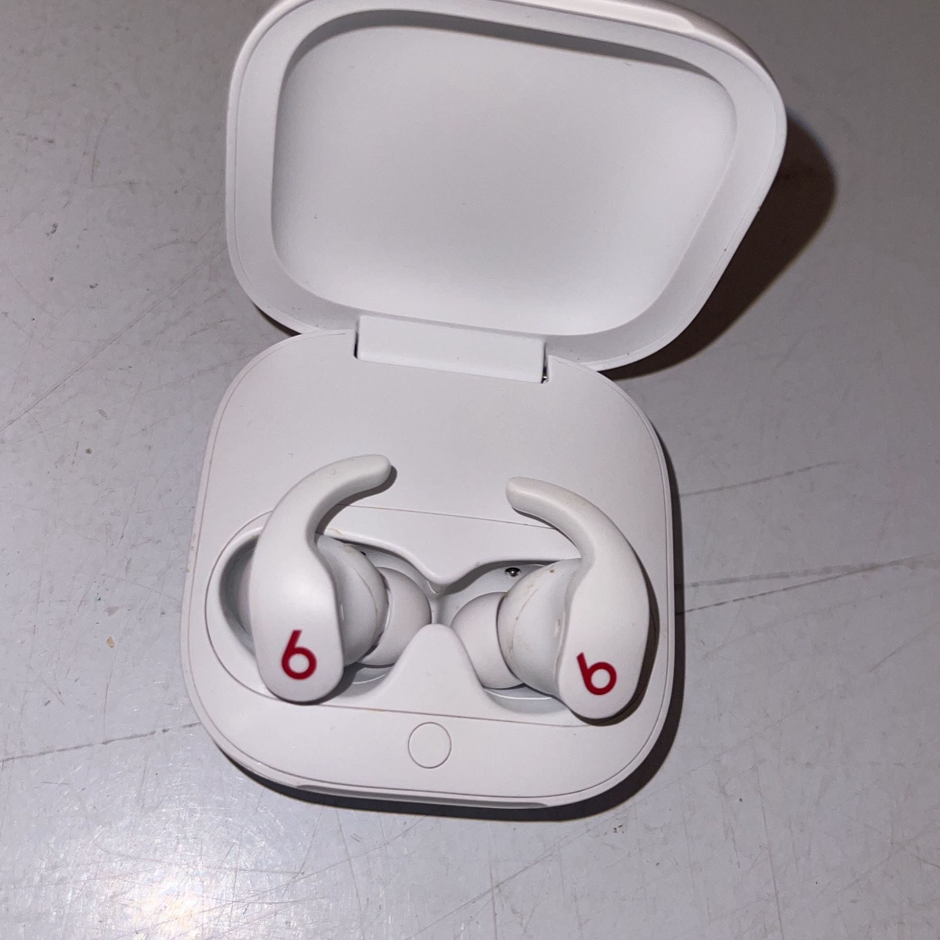 Beats Bluetooth Earbuds