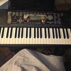 Yamaha PSR-195 Portatone Electric Keyboard
