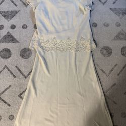 White dress - size 8 (fits US size small to medium)