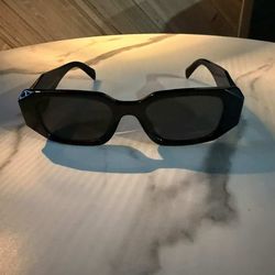 Luxury sun glasses