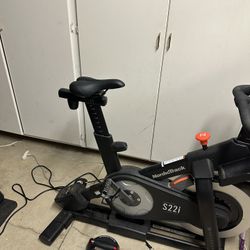 Nordic Track S22i Stationary Bike