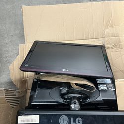 8 LG Monitors 10$ 