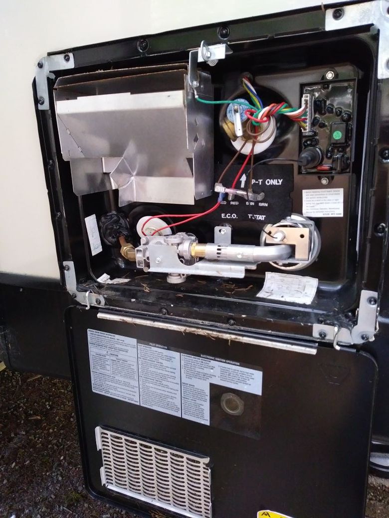 Atwood GC6AA-10e 6gal RV Hot Water Heater