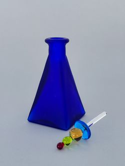 Sculptural Design Perfume Bottle