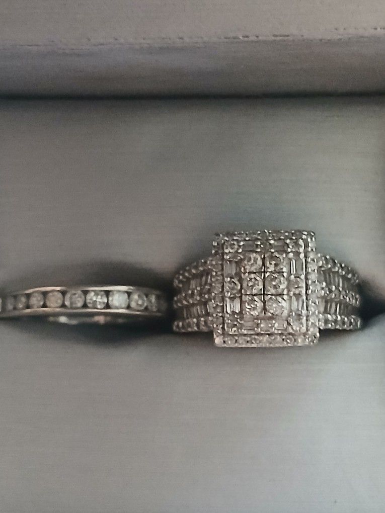 Gold Natural Diamonds Rings