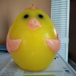 Large Chickie Egg Candle