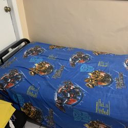 Twin Bed Like New In Good Conditions 