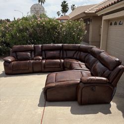 Leather Sectional Reclining Couch 