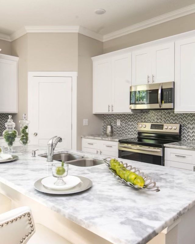 Bathroom And Kitchen Solid Wood for Sale in Federal Way, WA