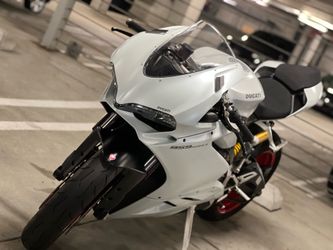2016 Ducati 959 Panigale - Excellent Condition