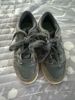 Nike Low-Top Sneakers Gray