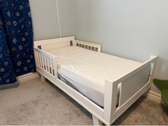 Babyletto Hudson 3-in-1 Convertible Crib w/ Mattress & Mattress Protector