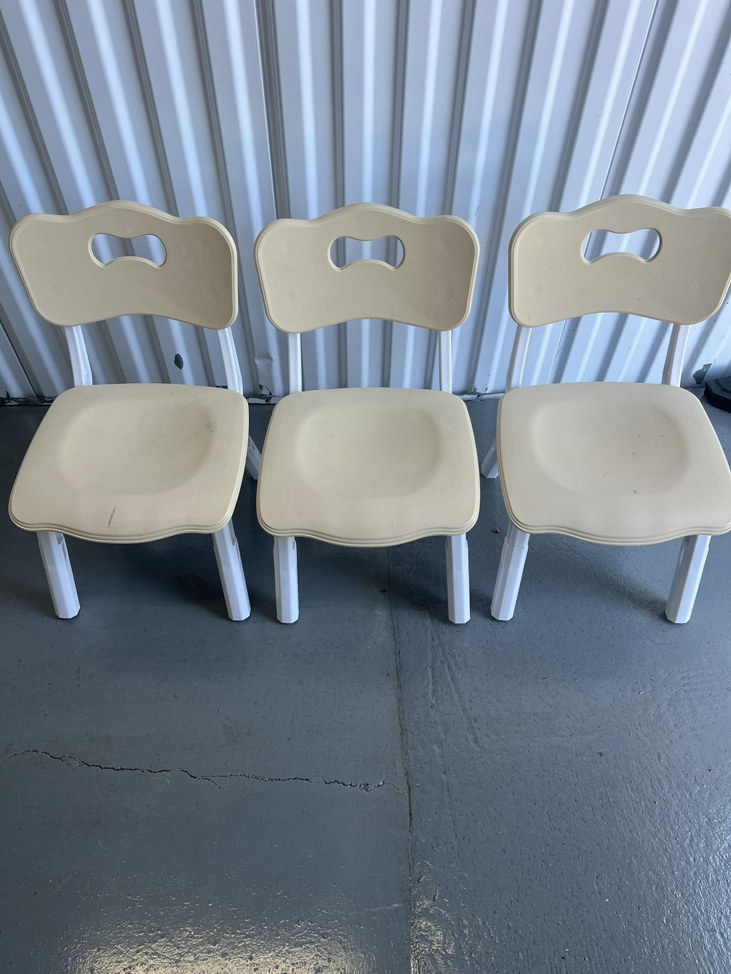 Kids Table & Chair Set