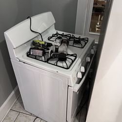 Gas stove and microwave 