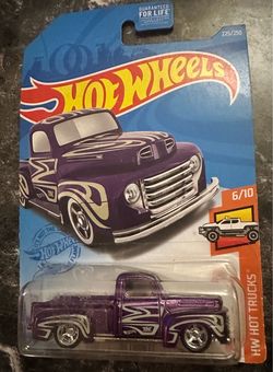 Hot Wheels HW Hot Trucks Purple Pickup 225/250