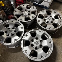 2010 Tacoma 16in wheels 6x139.7 