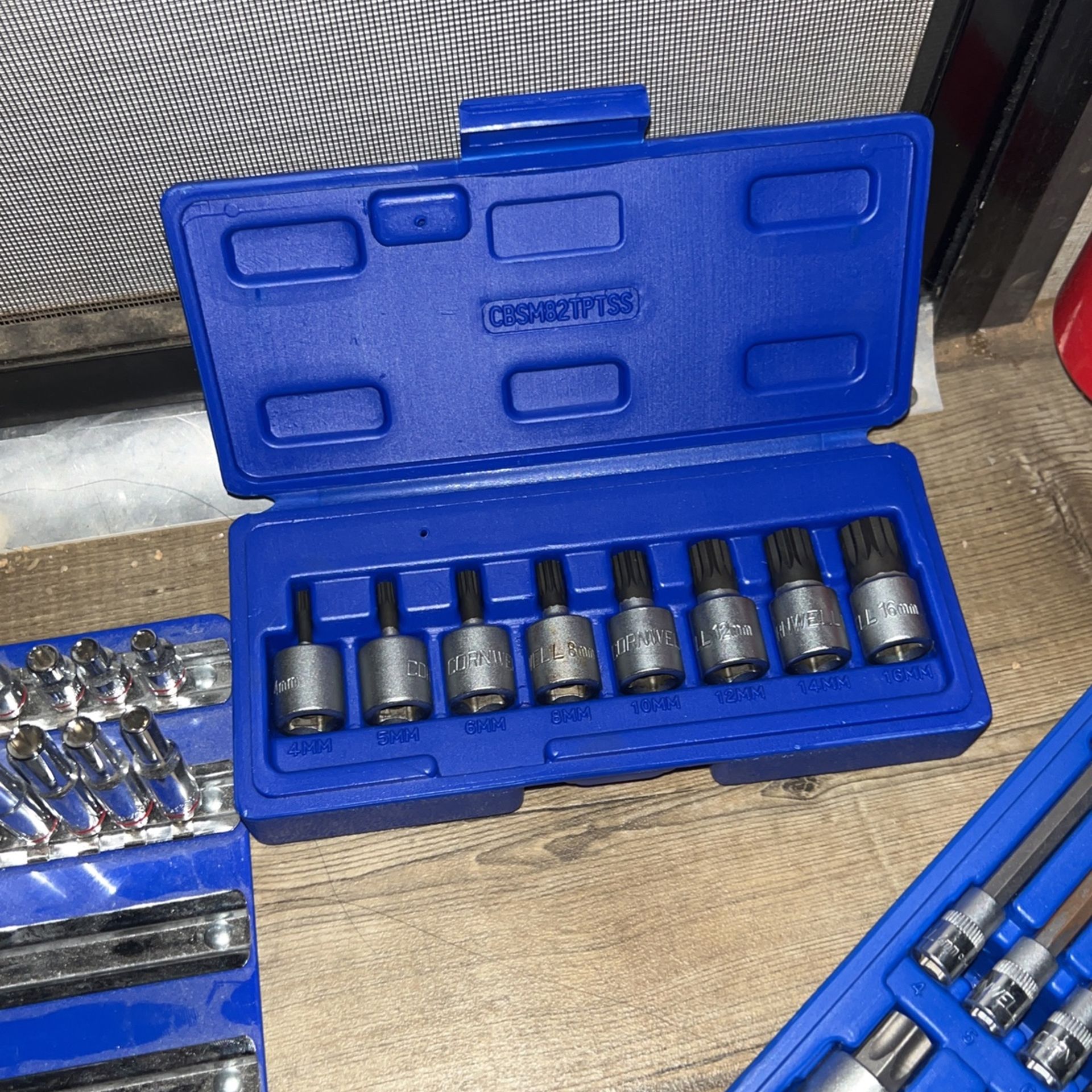 Hand Tools