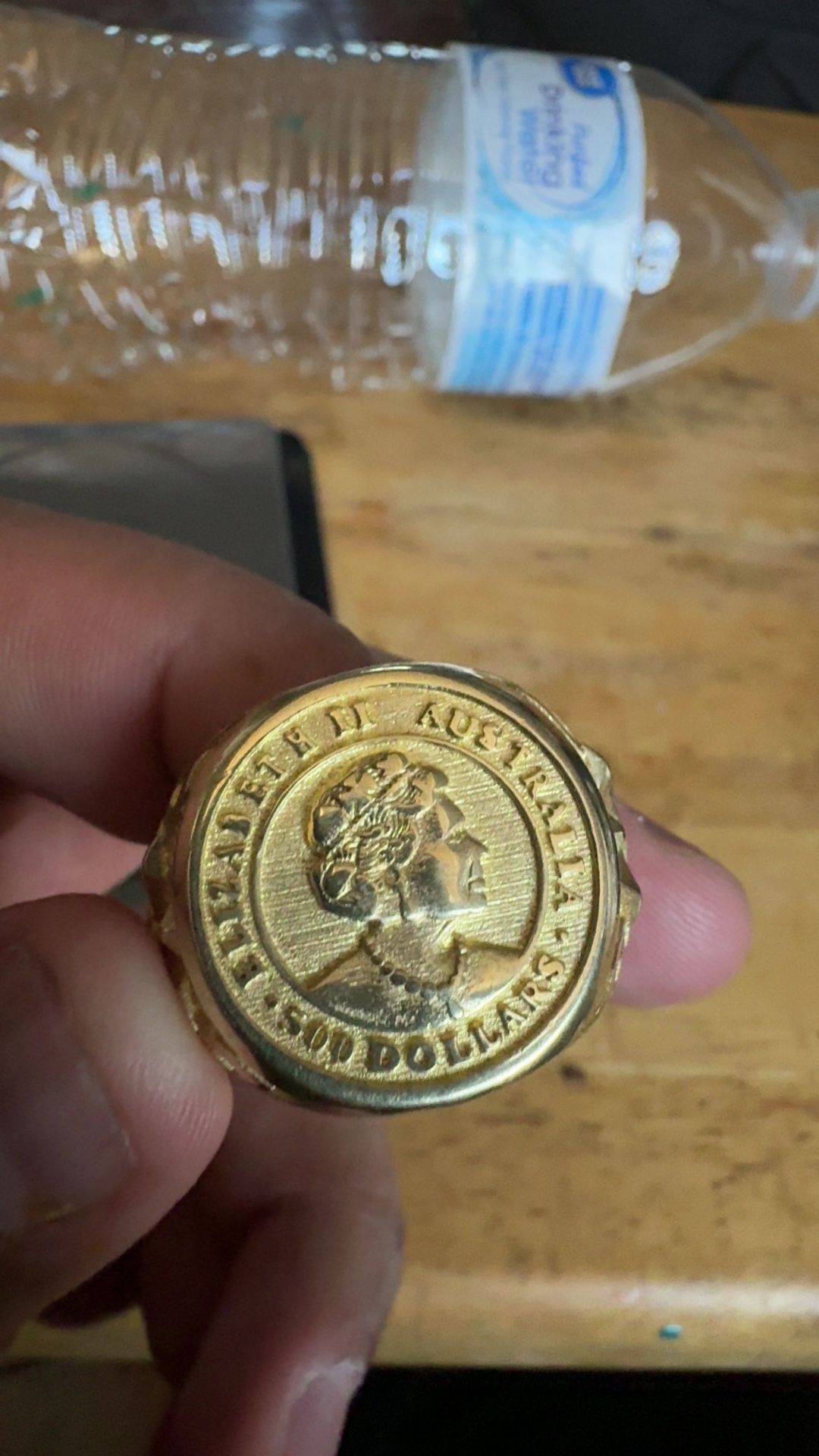 18k Gold Queen Elizabeth Ring