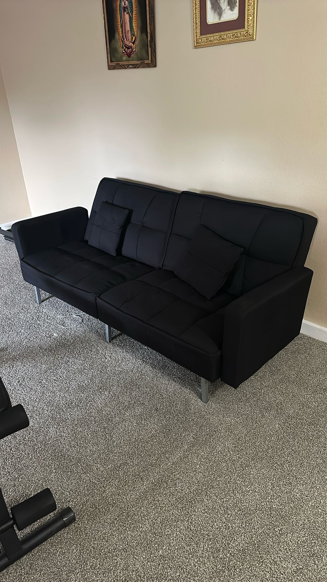 Black Futon