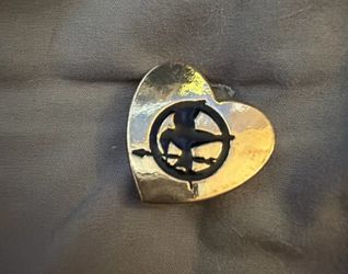 Mockingjay Hunger Games Gold heart pin