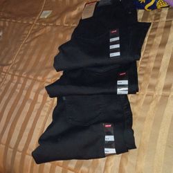 Woman Levis Classic Straight Style Size 10s,10m 