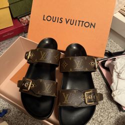Louis Vuitton Size 39