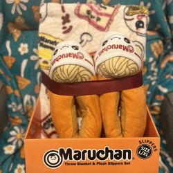Ramen Slipper + Blanket 