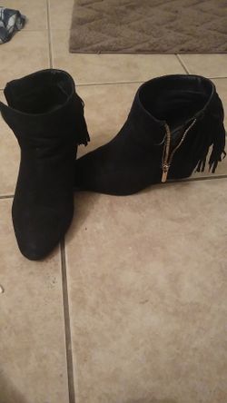 Black Wedges size 8