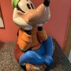 Vintage Large Goofy Cookie Jar …$40.00 or BO