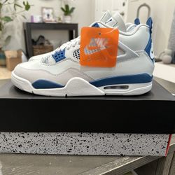 Air Jordan 4 Military Blue