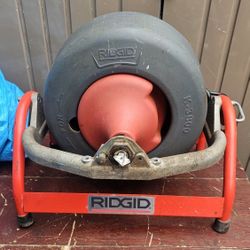 Máquina de tambor de alimentación automática para limpieza de desagues K-3800 con cable C-32-3 g pulg. x 75 pies,