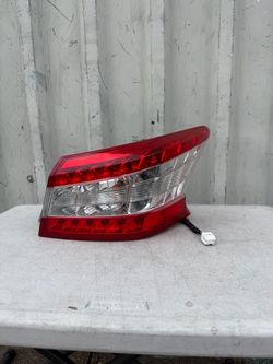 2013 2014 2015 Nissan Sentra Right Passenger Side Taillight
