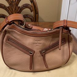 Dooney And Bourke Hobo Purse And Wallet