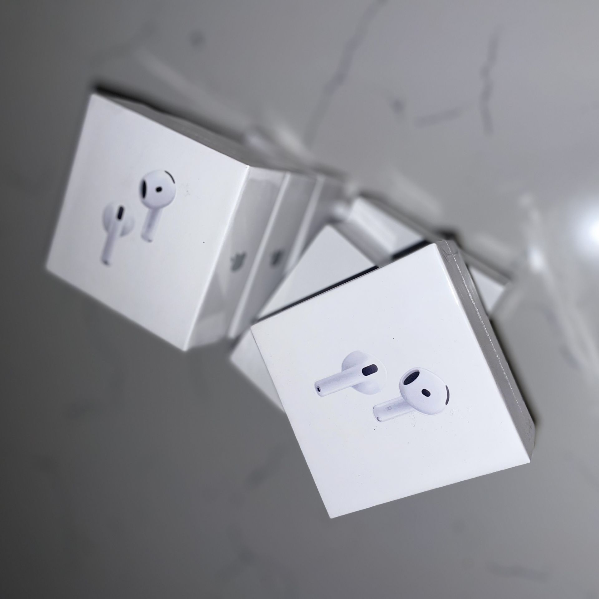 Best Offer) New Sealed Apple 4th Generation Wireless Bluetooth Headphones