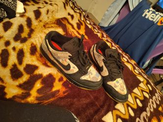 Rammellzee supreme Nike SB dunks low size 9.5