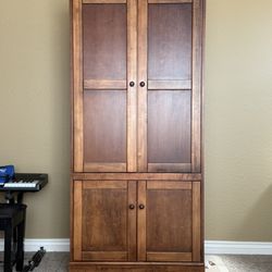 Free TV Cabinet/Entertainment Center/Cupboard