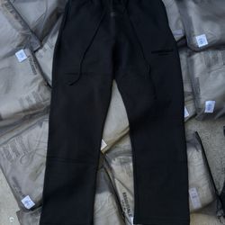 Black Essential Sweats Uncuffed 