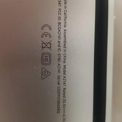 2019 MacBook Pro 16 In Touchbar