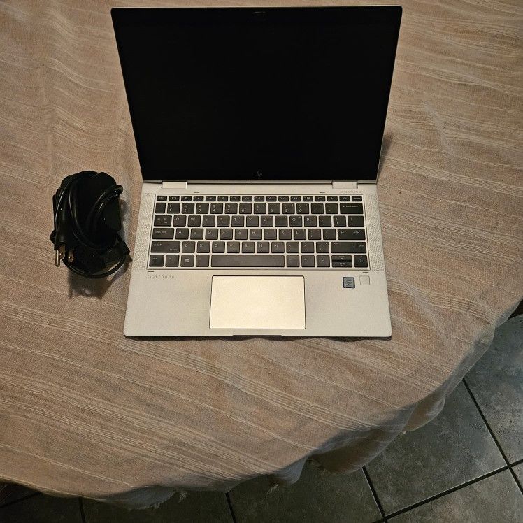 HP EliteBook x(contact info removed) G4 Core i7-8665U 1.9 GHz 16GB RAM 512GB Storage SSD  13.3" Touchscreen