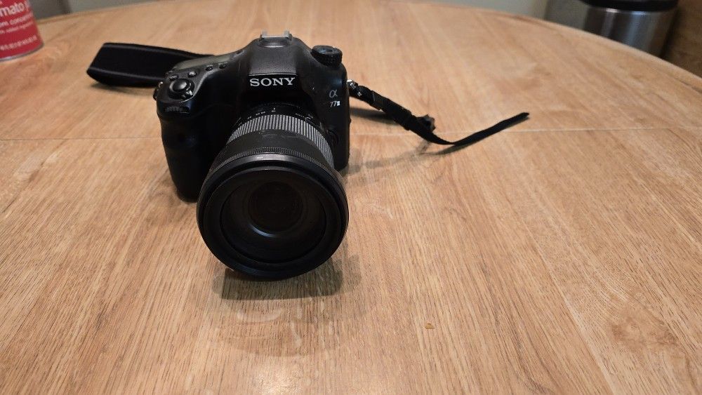 Sony Alpha A77 II DSLR Camera