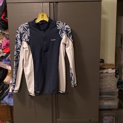 Olaian Long Sleeve Surf Shirt Sz Small
