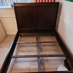 Queen Size Wooden Bedframe