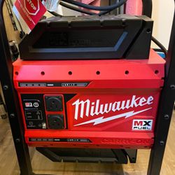 Milwaukee Mx Fuel Portable Battery Power Generator 