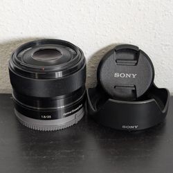 Sony 35mm f/1.8 Lens E-Mount