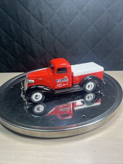 Toy Liberty Sentry Hardware 1937 Chevy Chevro Pickup Truck Bank Limited Edition