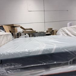 OUTLET SALE 💥KING MATTRESS TEMPURPEDIC PROADAPT FIRM 2.0 💥