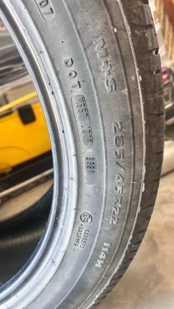 Goodyear 285/45 R22